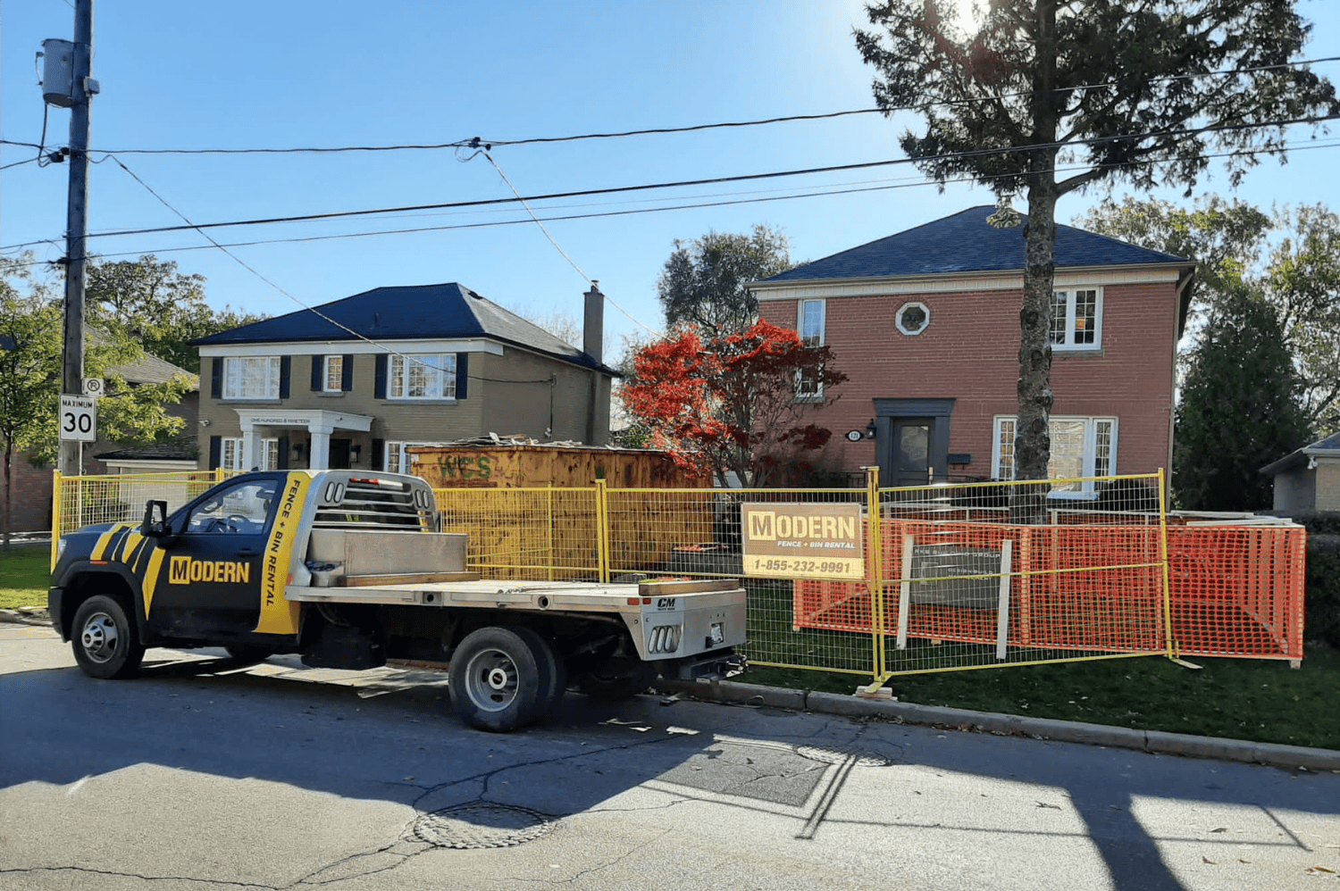 Modern Fence Rental - 22